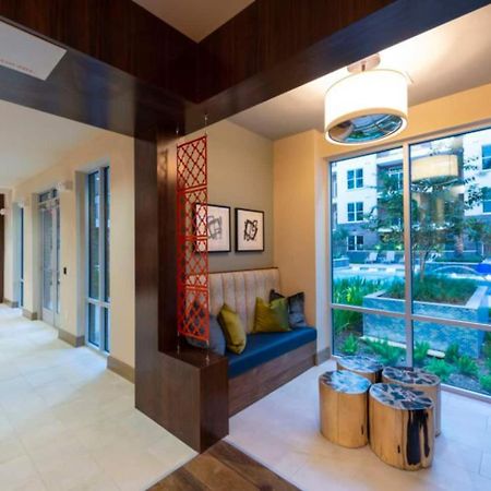 Downtown Apt Free Parking - Pool - Gym - Fully Kitchen Х'юстон Екстер'єр фото