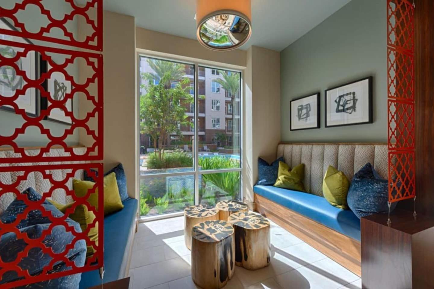Downtown Apt Free Parking - Pool - Gym - Fully Kitchen Х'юстон Екстер'єр фото